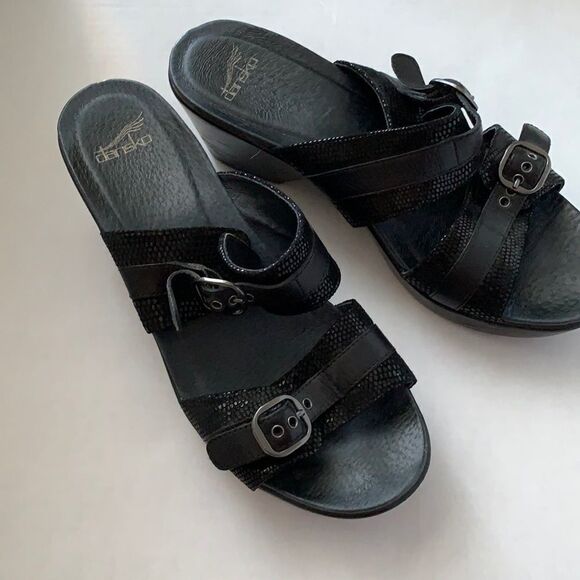 COPY - Dansko Jesse Lizard Black Sandals Sz 41 - Picture 1 of 5